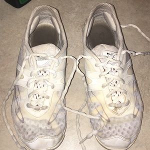 Used nfinity shoes vengeance